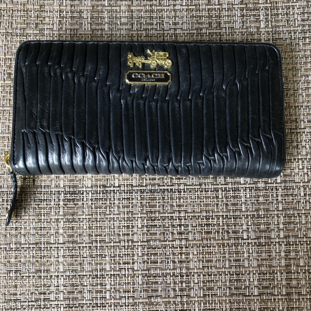 Vintage Coach leather wallet